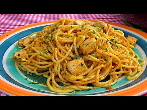 Cocina una deliciosa pasta en 10 minutos/receta fácil/ espaguetis con pollo(A mi manera)