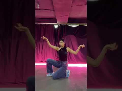 pinkvenom cover