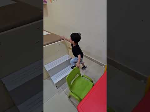 SUDAH BERANI KE DOKTER SENDIRI #fun #anak #happy #toddler #funny #learning #short #shorts #vaccine