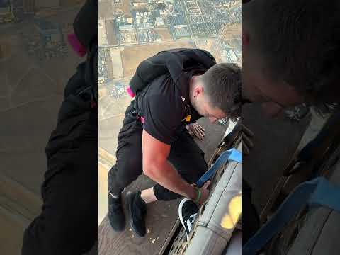 I fell for sooo long. #adventuresports #skydive #extremesports #skydiving #skydiving