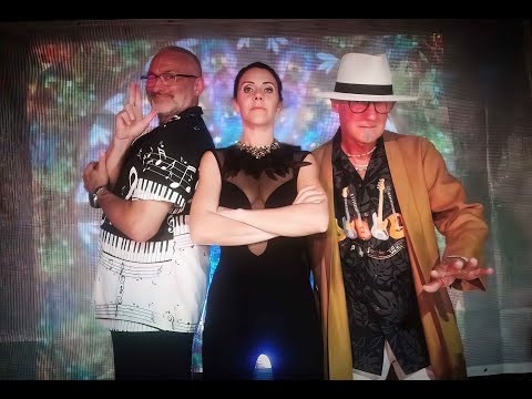 120 COVERTRIO CHORAL & GROOVE DANCE