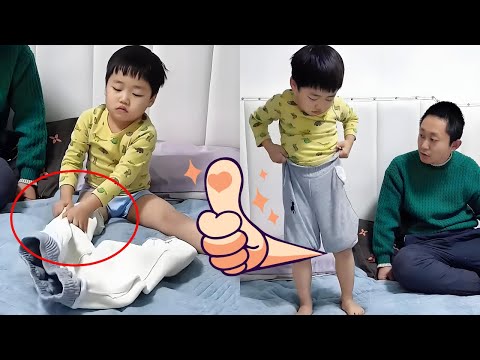 儿子长大懂事了！自己展示穿裤子，爸爸看到太欣慰了！#Cute baby#Cute#呆萌小米宝#聪明宝宝#萌娃