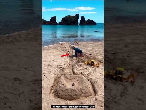 You will be surprised to see what this child did on the seashore #shortvideo