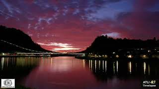 Sonnenuntergang über der Donautalbrücke