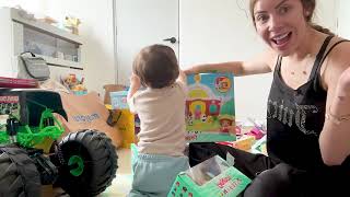 ABRIENDO LOS REGALOS DEL CUMPLE DE LÍAM🎈🎂(todo esto le regalaron) - Dayaa