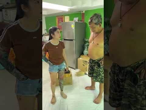 มาดูรีแอ็คแม่กับพ่อเมื่อรู้ว่าลูกไปสักมาเพิ่ม #พี่บีพี่โบว์ #ออร่าบี #funny #viral #youtubeshorts