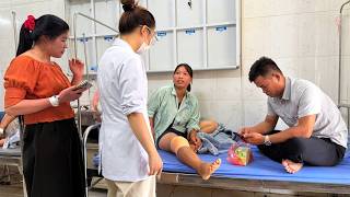 Tuan designed a concrete bathroom to surprise Ngoan when she was discharged from the hospital.