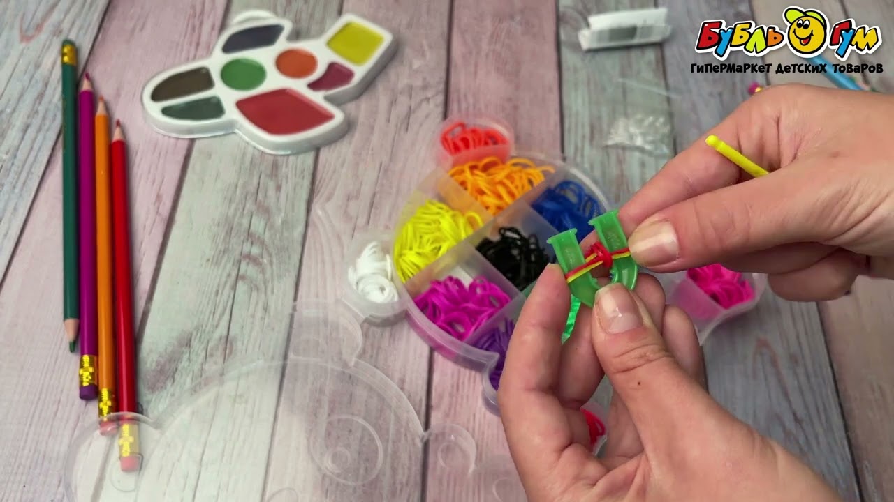 Набор для плетения Hobbius из резинок Мишка с 6лет - видео Набор для плетения Hobbius из резинок Мишка с 6лет - видео