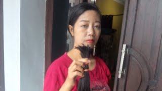 rambut mbak Fitri yng panjang hampir sepantat di potong model Pixiebob