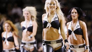 Playoff Party - Free Agents Podcast