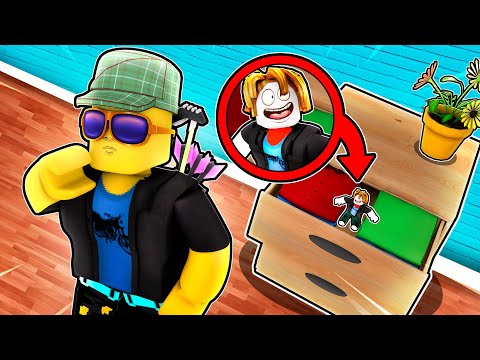 I Hide in A TINY BOX in Hide & Seek | ROBLOX