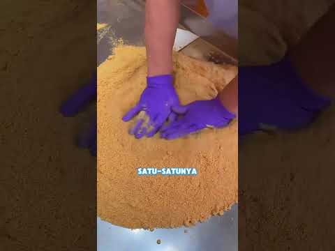 Pembeli Rela Antri Demi Jajanan Ini❗😮