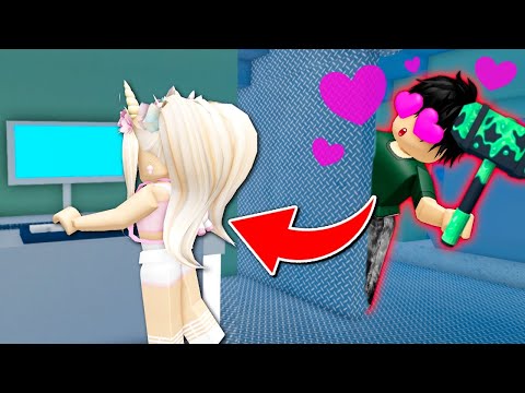 The BEAST LOVES Me In Flee The Facility! (Roblox)