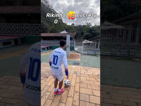 Quantos TOQUES até chegar no GOL? 😱 #shorts