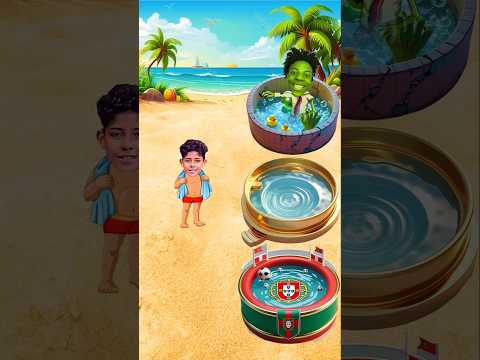 Will Ronaldo Jr. find his swimming pool? | Messi Neymar Ronaldo | #football #cr7 #shorts