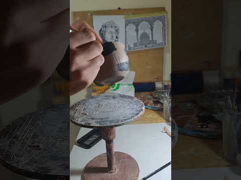 عملت مج على شكل بومة #fyp #art #artist #artgallery #foryou #foryoupage #fyp #خزف #ceramic #فنون #عرب