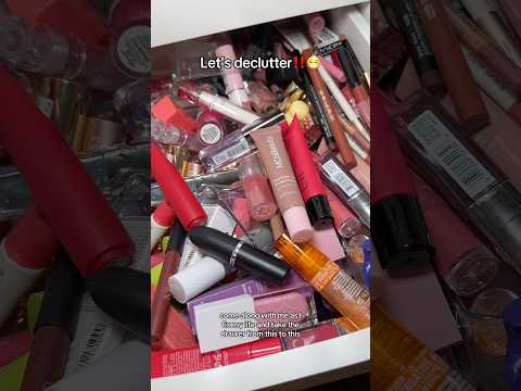 Let’s declutter my lipgloss and lipstick drawer‼️😷😭