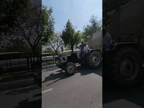 tractor Dekha kitna bada hai