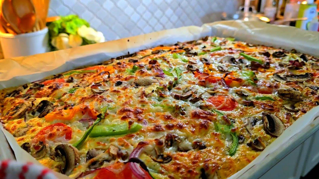 Better than pizza sheet pan casserole - EASY & Quick dinner casserole recipe