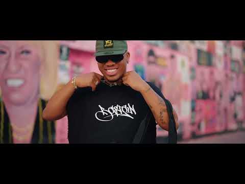 Un Titico - REPARTIENDO CHOCOLATE 🍫 (Official Video)