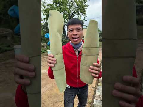 Smart Dad Shows Brilliant Hack for Muddy Sandals!”#shots