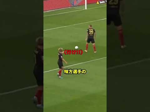 GKがいきなり相手にパスをする謎行動がヤバすぎる!!!!