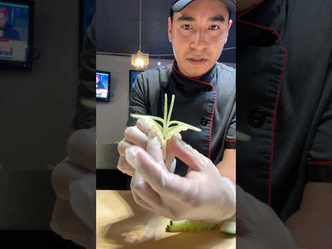 Cómo hacer una mariposa con pepino #sushichef #chefworks #mariposas #garnish