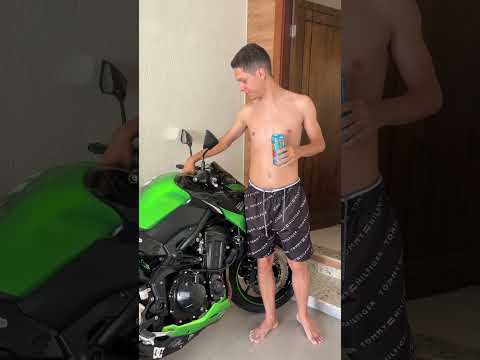 Meu pai deixou eu acelerar a moto #shortsbrasil