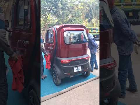 Battery powered three wheelers