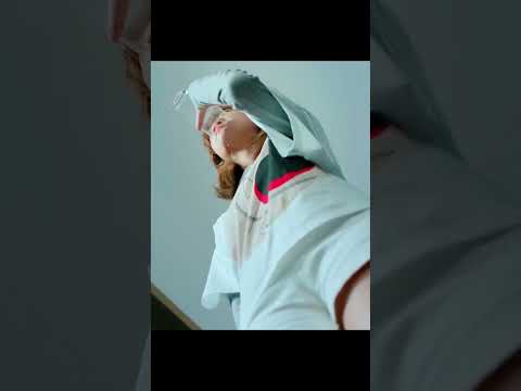 Oops，almost drop   😲😂😂😂#hellomrgu #cotiensinhhoaraanhlanhuvay #原来你是这样的顾先生 #fyp #chinesedrama#shorts