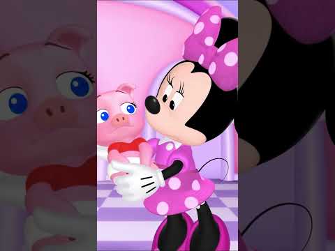Minnie Mouse sings a sweet lullaby to baby Oinky 🐷💤 | Minnie's Bow-Toons | Disney Jr