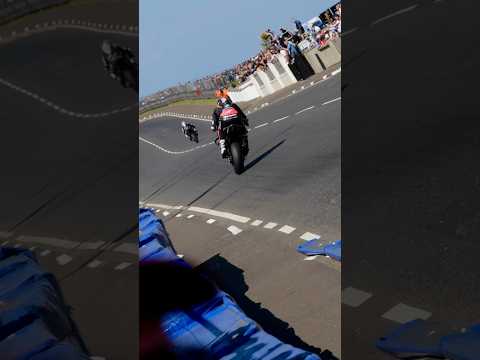 Todd vs Dunlop - NorthWest 200 Coast Road