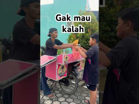 Gak mau kalah#teman #usa #lucu #hiburanlucu #ngakak #fypシ゚viral #viral