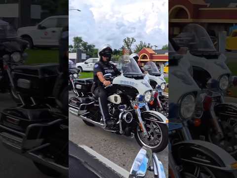 Big dawgs👊🏻Woodward Dream Cruise #police
