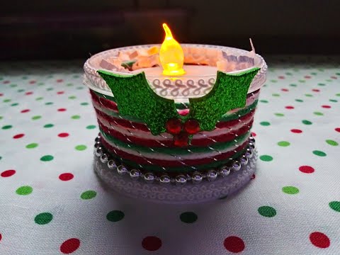 Make Cozy Christmas Place Setting Candles Using Little D.T. Containers!