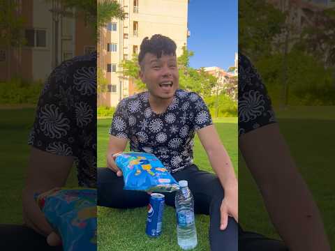 فرق تعامل الاب مع الابن الكبير والابن الصغير 😂(اسر فهمى)
