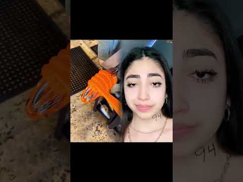 cuando cumples 19,descubres cuánto tiempo vas a vivir.Pero cuando te toca infinito...
