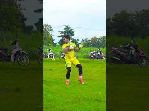 Tipe tipe kiper tarkam saat ngulur waktu!! #shorts