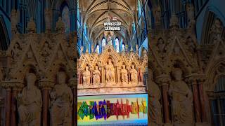 Which one is better? Classic or modern art? #worcester #england #travelvlog #walking #cathedral