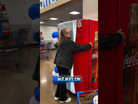 mesin minuman gratis yang butuh pelukan #shorts #shortvideo