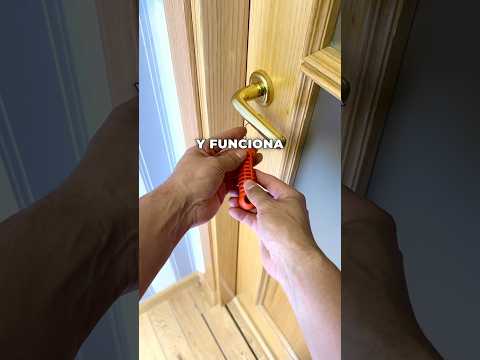 ⚠️Cómo ABRIR una PUERTA con un Alambre🚫@santiGo.es