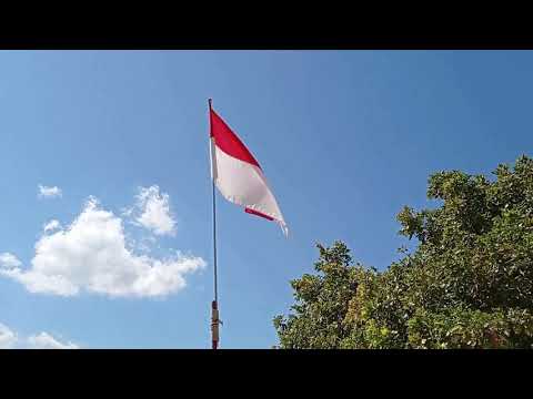 SMP NEGERI 1 MAUMERE MERAYAKAN HUT REPUBLIK INDONE