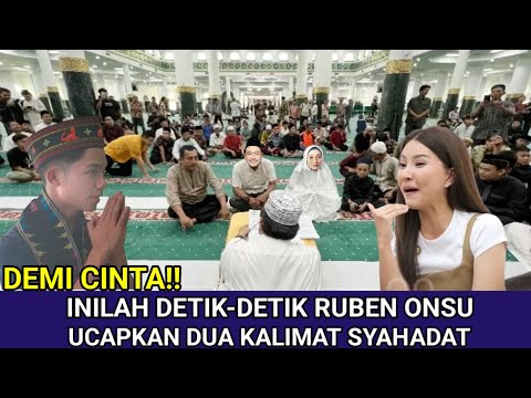 Penuh Haru! Prosesi Ruben Mengucapkan Dua Kalimat Syahadat Menjadi Mualaf