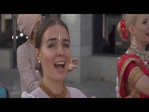 Hare Krishna kirtan - best kirtan hare krishna bhajan - kirtan song - iskcon kirtan
