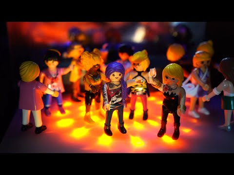 Freunde - Olivia feat. Lissi & Mia (Playmobil Musikvideo)