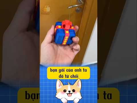 anh trai mua hộp quà đồ chơi tặng bạn gái nhưng bị chê