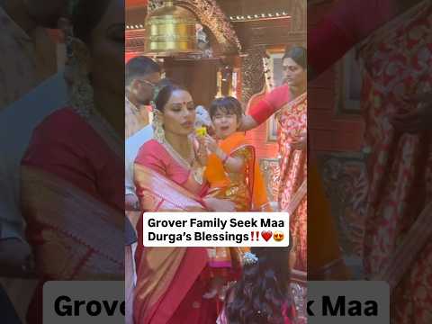 Bipasha Basu Seek Blessings With Family❤️ #bipashabasu #karansinghgrover #durgapuja #bollywood
