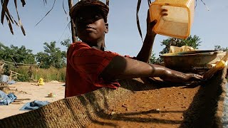 YouTube video thumbnail: Guinea Bans Export of raw Gold in bid to Boost Revenues