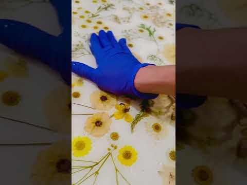 Counter of flowers #resin #resinart #resinartist #art #artist #processvideo #flowers
