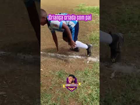 Criança criada com o pai! Se inscreve no canal! #aquiofocosaoseuslances #loucosporfutebol